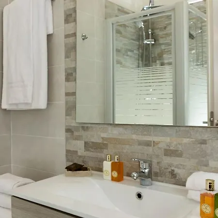 Near St.peter Apartment