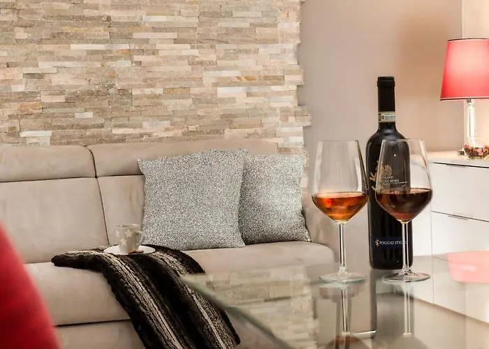 Near St.peter Apartament *